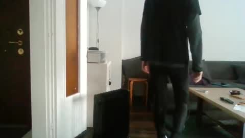 Snapshot of mrhandsomelovee chatting on 2, 3, 2025 Nikola online show from 2, 3, 2025