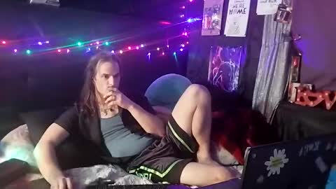 Snapshot of mrkinksized chatting on 2, 2, 2025 MrKinkSized online show from 2, 2, 2025