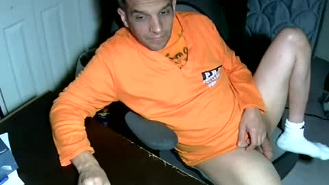 Snapshot of mrmarcxxcam chatting on 7, 8, 2026 MrMarc online show from 7, 8, 2026