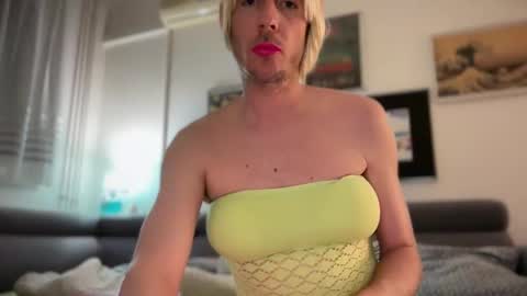 TaleOfLaura online show from 28, 2, 2026