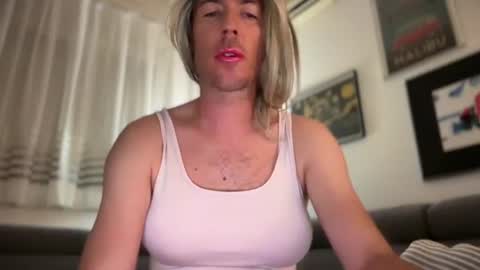 TaleOfLaura online show from 21, 6, 2026