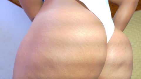 mrs_buttocks online show from 1, 2, 2025