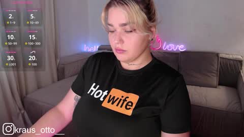 Snapshot of mrs_kitty69 chatting on 13, 10, 2025 mrs kitty69 online show from 13, 10, 2025