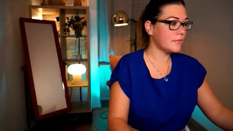 Tamara online show from 8, 10, 2025