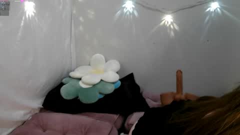 Snapshot of mrsjess1 chatting on 2, 6, 2026 MrsJess online show from 2, 6, 2026