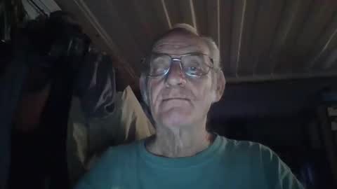 Chuck online show from 21, 4, 2026