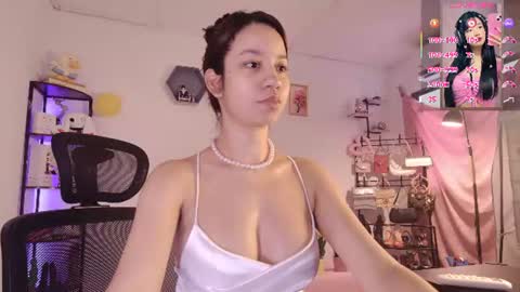 Snapshot of ms_lissa chatting on 8, 7, 2026 MISS LISSA online show from 8, 7, 2026
