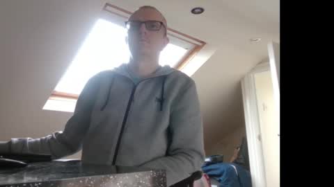 MS online show from 14, 12, 2025