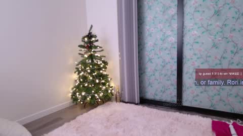 R o r i  SnapChat heyroriv2 wednesday - sunday Noon oclock mountain - 5pm mountain online show from 1, 1, 2025