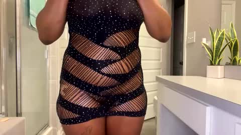 Snapshot of msloyalty chatting on 2, 10, 2025 Ms. LOYALTY online show from 2, 10, 2025