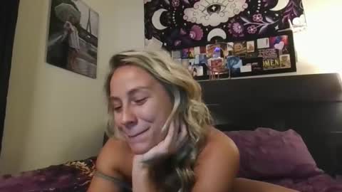 Snapshot of msmariesummers chatting on 16, 9, 2025 msmariesummers online show from 16, 9, 2025