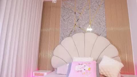 Snapshot of mssburbuja chatting on 13, 11, 2025 Manuela online show from 13, 11, 2025