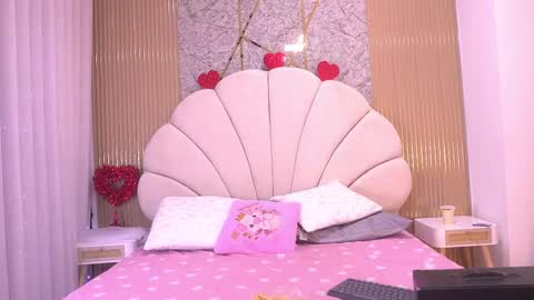 Manuela  online show from 28, 2, 2026