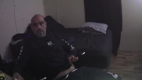 Muffdiver online show from 21, 4, 2026