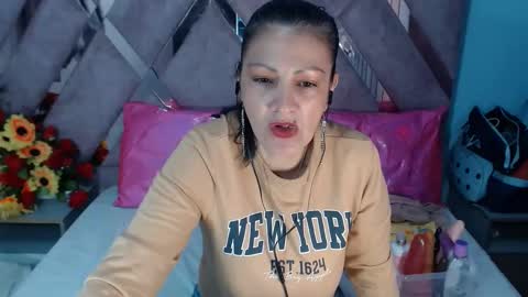 Snapshot of mulan_sexy01 chatting on 20, 1, 2025 Mulan online show from 20, 1, 2025