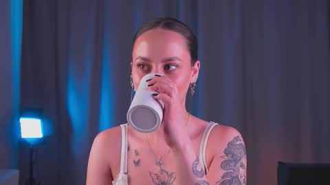 Kira online show from 6, 10, 2025