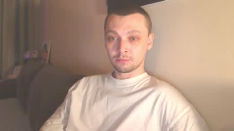 Snapshot of multiply1 chatting on 19, 10, 2025 Erik online show from 19, 10, 2025