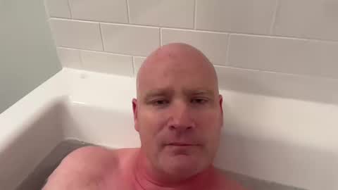 Snapshot of multipopper chatting on 4, 12, 2024 multipopper online show from 4, 12, 2024