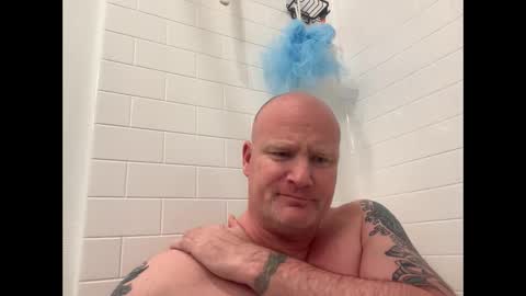 Snapshot of multipopper chatting on 17, 10, 2025 multipopper online show from 17, 10, 2025