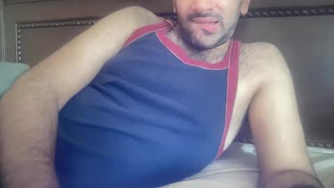 Snapshot of munnabobby2008 chatting on 14, 3, 2026 munnabobby2008 online show from 14, 3, 2026