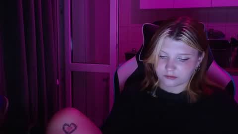 Milana online show from 11, 6, 2026