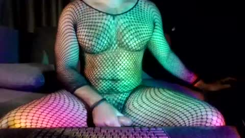 Snapshot of muscbttmbitch chatting on 8, 7, 2026 muscbttmbitch online show from 8, 7, 2026