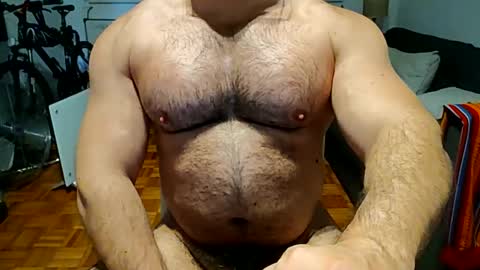 Snapshot of musclbuddy chatting on 23, 10, 2025 musclbuddy online show from 23, 10, 2025