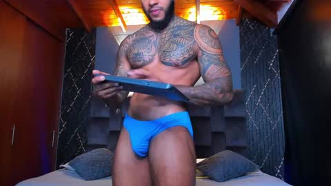 Snapshot of muscle_man19 chatting on 5, 1, 2025 Nick online show from 5, 1, 2025