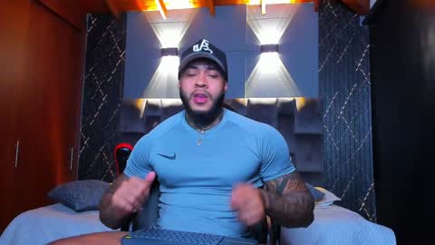 Snapshot of muscle_man19 chatting on 21, 1, 2025 Nick online show from 21, 1, 2025