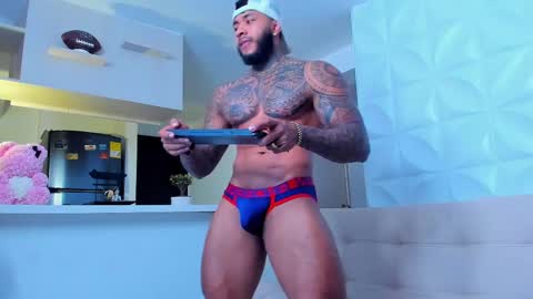 Snapshot of muscle_man19 chatting on 20, 2, 2025 Nick online show from 20, 2, 2025