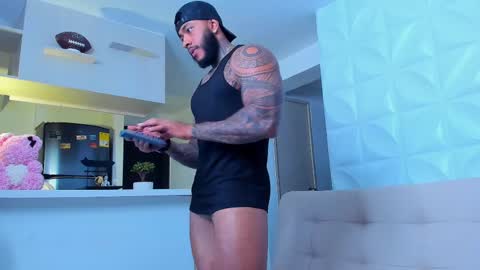 Snapshot of muscle_man19 chatting on 22, 2, 2025 Nick online show from 22, 2, 2025