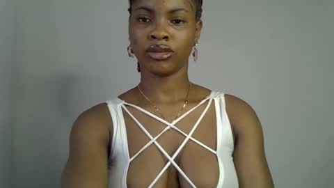 Snapshot of muscle_queen0 chatting on 1, 3, 2026 muscle_queen0 online show from 1, 3, 2026