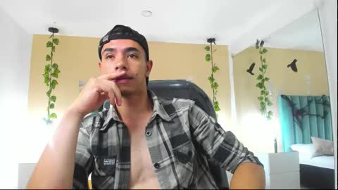 muscle scott online show from 24, 10, 2025