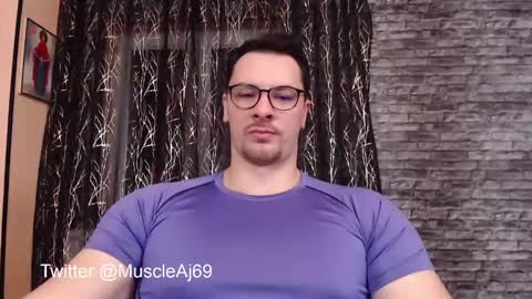 Snapshot of muscleaj69 chatting on 18, 1, 2025 AJ online show from 18, 1, 2025