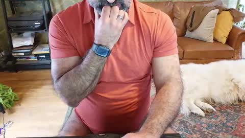 Snapshot of muscledadbear chatting on 4, 12, 2025 Jordan El Din online show from 4, 12, 2025