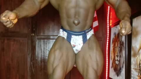 musclegod23 online show from 26, 5, 2026