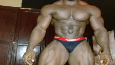 Snapshot of musclegodsammy23 chatting on 5, 7, 2026 musclegod23 online show from 5, 7, 2026