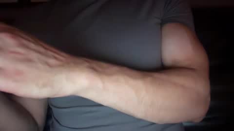 Snapshot of musclehair3 chatting on 20, 10, 2025 musclehair3 online show from 20, 10, 2025