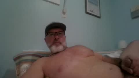 Snapshot of musclemeat41 chatting on 13, 2, 2025 musclemeat41 online show from 13, 2, 2025