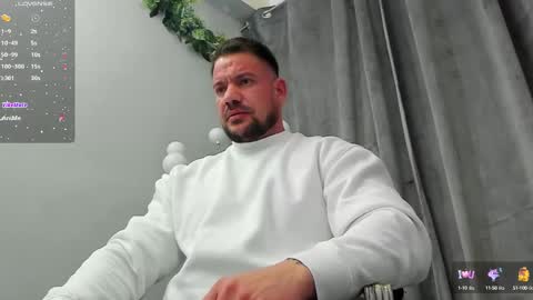 MuscleMonster31 online show from 10, 2, 2025