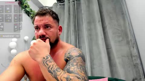 MuscleMonster31 online show from 15, 2, 2025