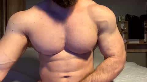Snapshot of muscularjuggler chatting on 3, 11, 2025 muscularjuggler online show from 3, 11, 2025