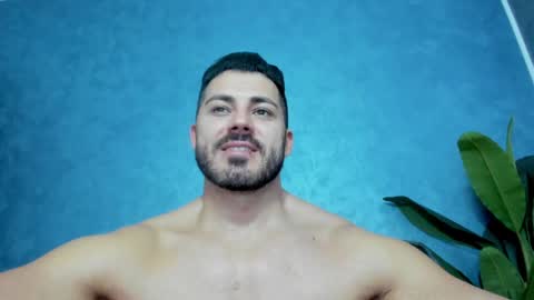 muscularmaster onlyfans online show from 23, 1, 2025