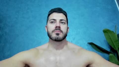 muscularmaster onlyfans online show from 28, 1, 2025