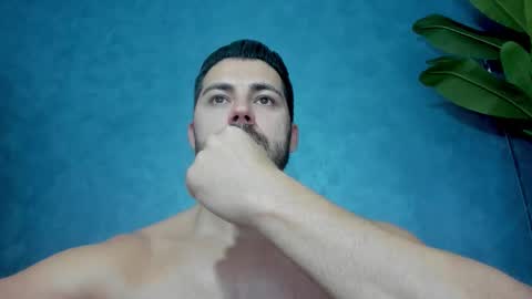 muscularmaster onlyfans online show from 14, 11, 2025