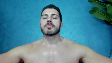 muscularmaster onlyfans online show from 15, 11, 2025