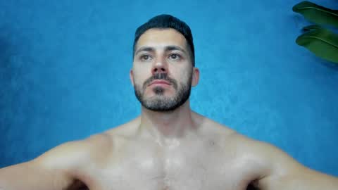 Snapshot of muscularmaster chatting on 14, 5, 2026 muscularmaster onlyfans online show from 14, 5, 2026