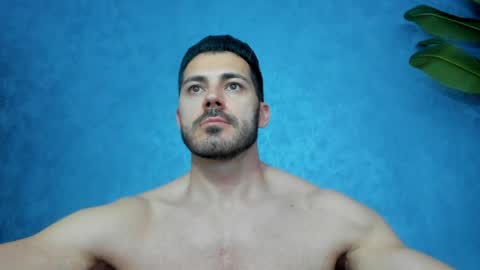 Snapshot of muscularmaster chatting on 21, 5, 2026 muscularmaster onlyfans online show from 21, 5, 2026