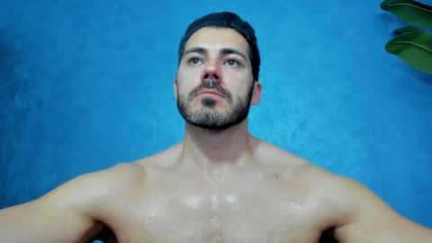 Snapshot of muscularmaster chatting on 27, 5, 2026 muscularmaster onlyfans online show from 27, 5, 2026