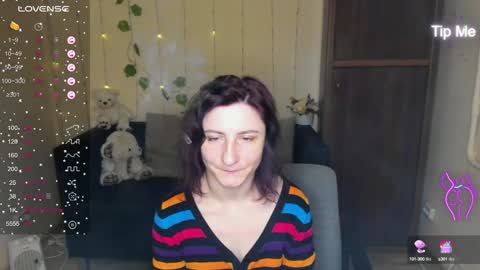 Snapshot of muse_kitty_jenia chatting on 18, 1, 2025 Jenya online show from 18, 1, 2025